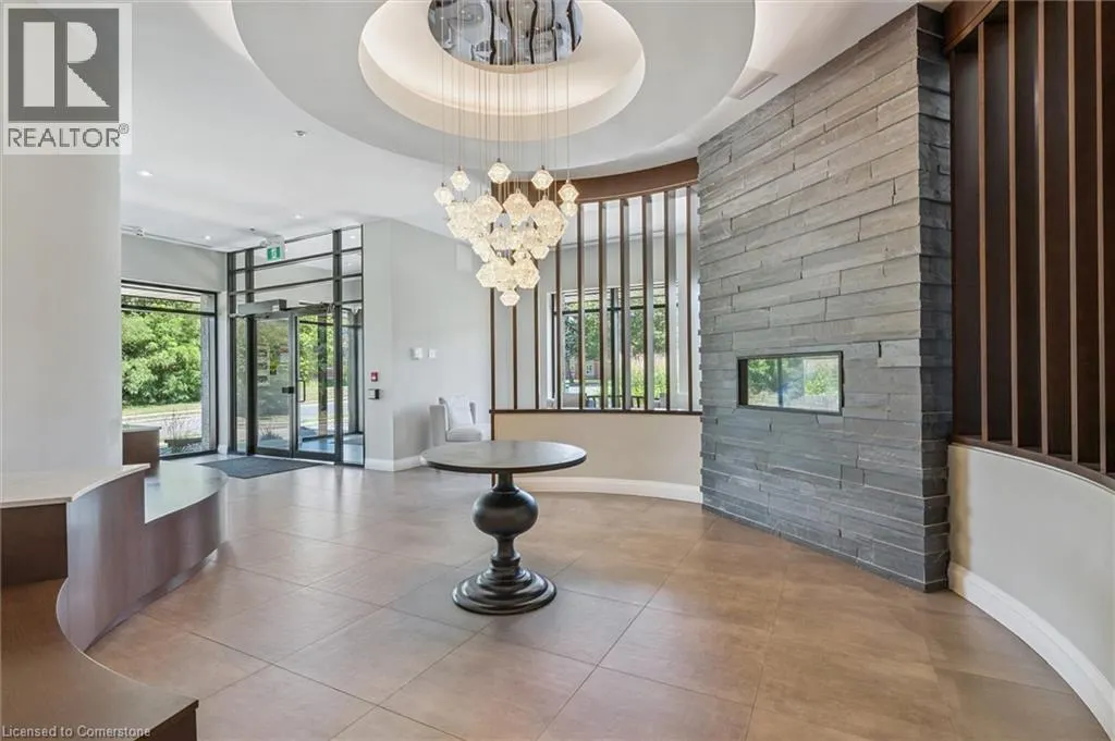 1 REDFERN Avenue Unit# 102, #102