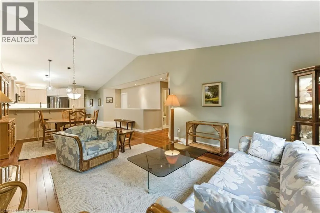 633 PARK ROAD NORTH Unit# 5, #5