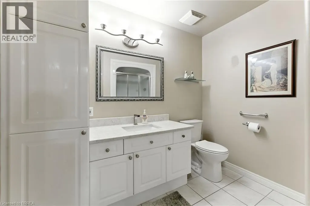 633 PARK ROAD NORTH Unit# 5, #5