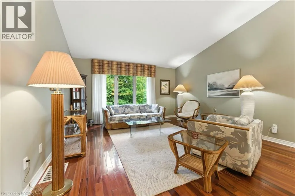 633 PARK ROAD NORTH Unit# 5, #5