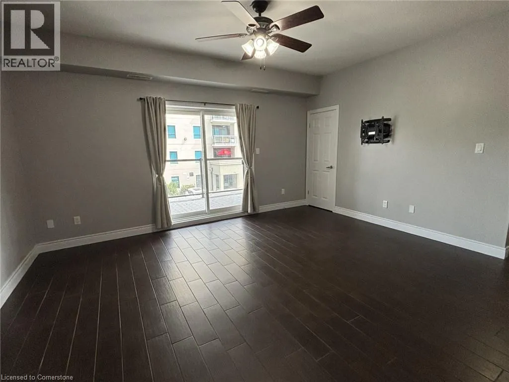 136 KING Street W Unit# 2, #2