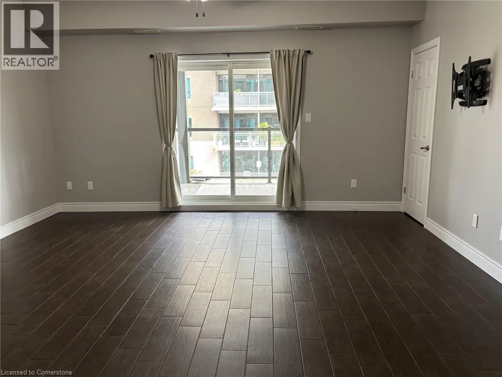 136 KING Street W Unit# 2, #2