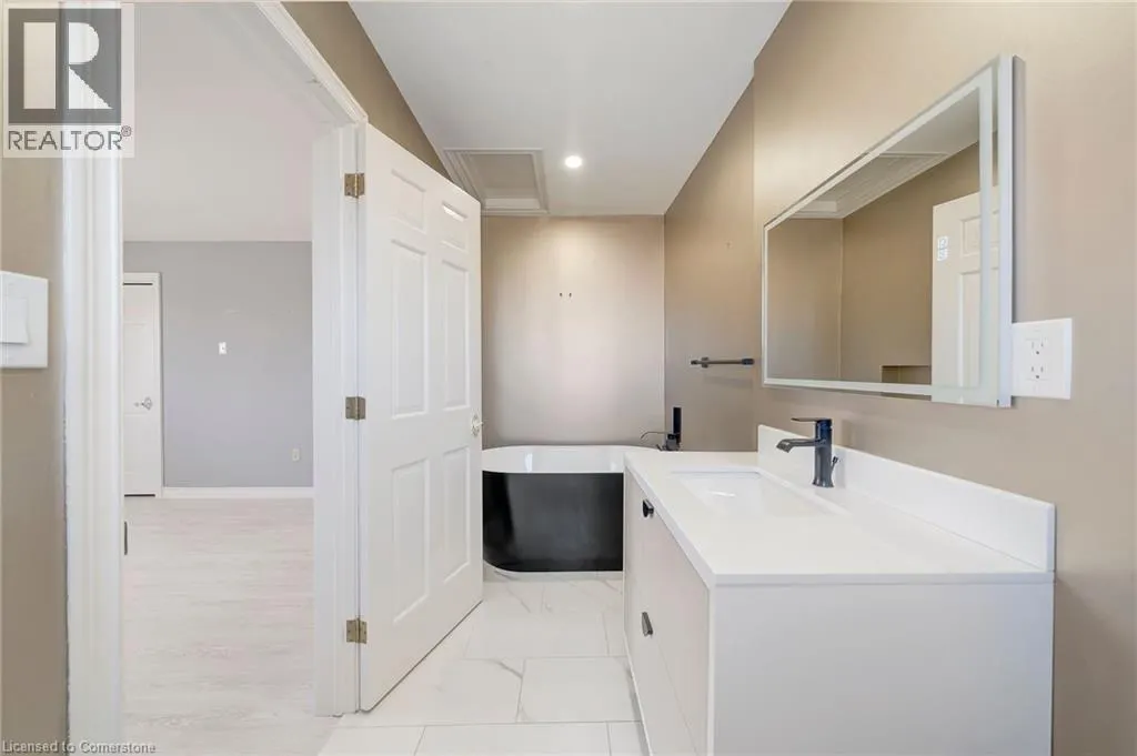 7105 YORK Drive