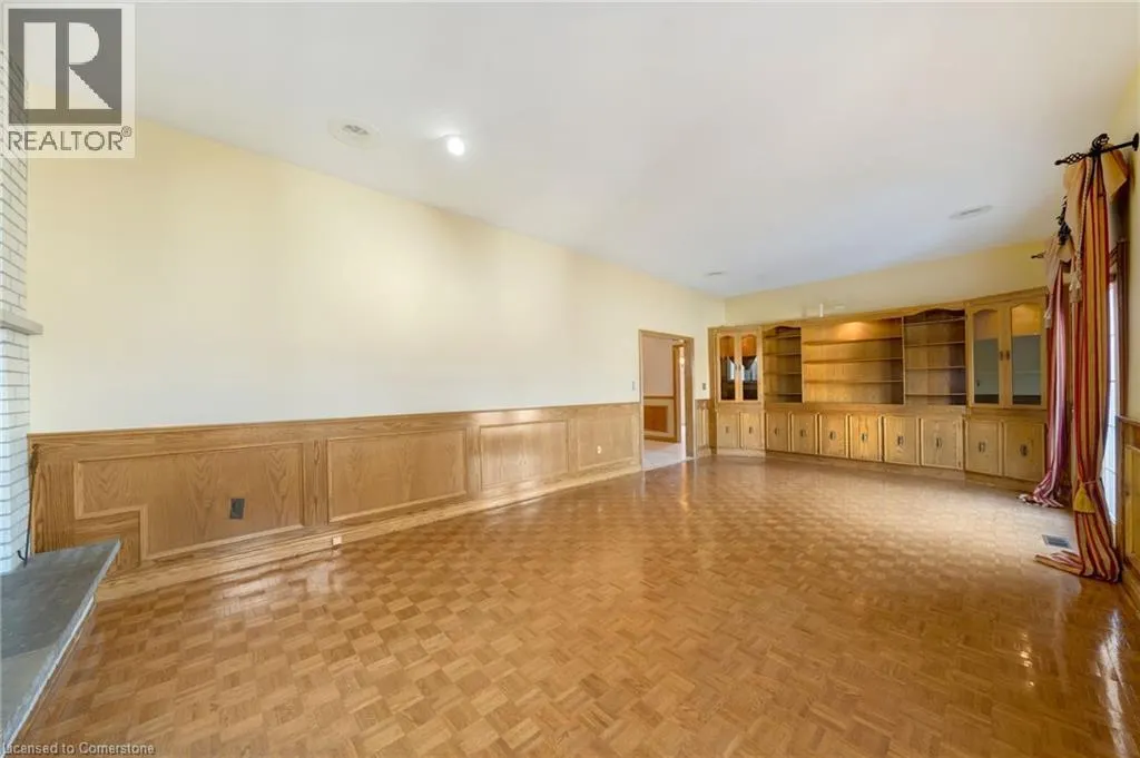 7105 YORK Drive