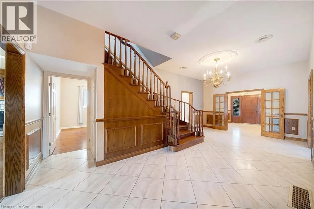 7105 YORK Drive