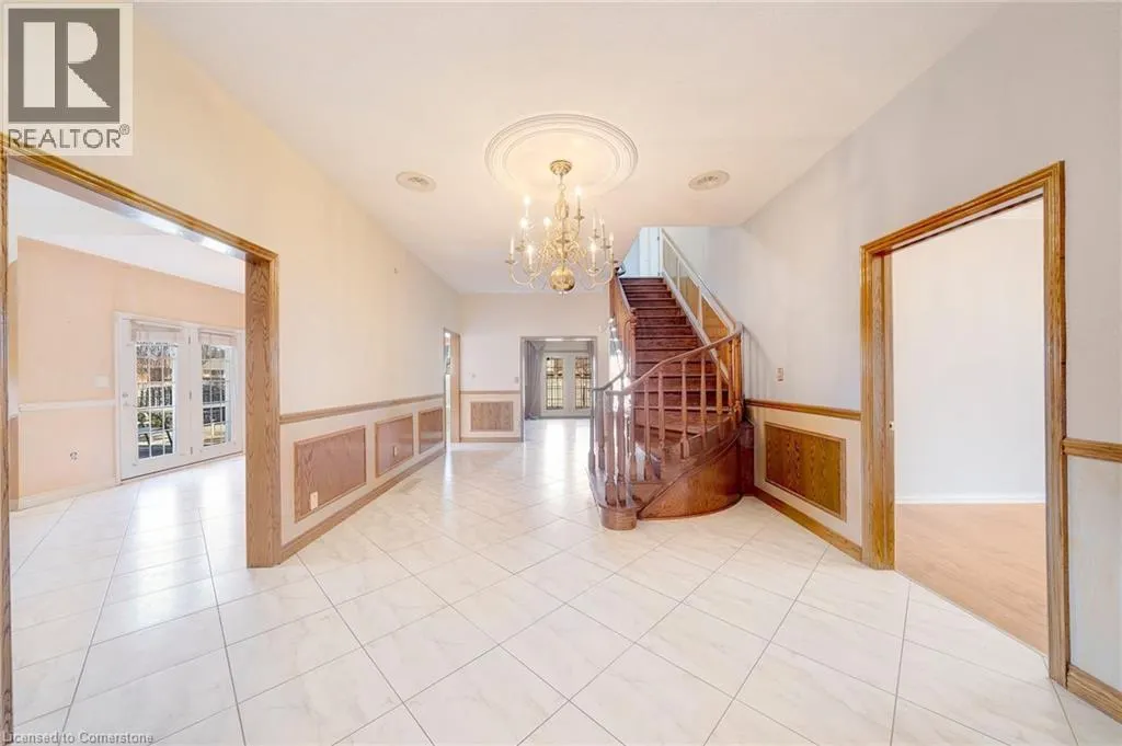 7105 YORK Drive