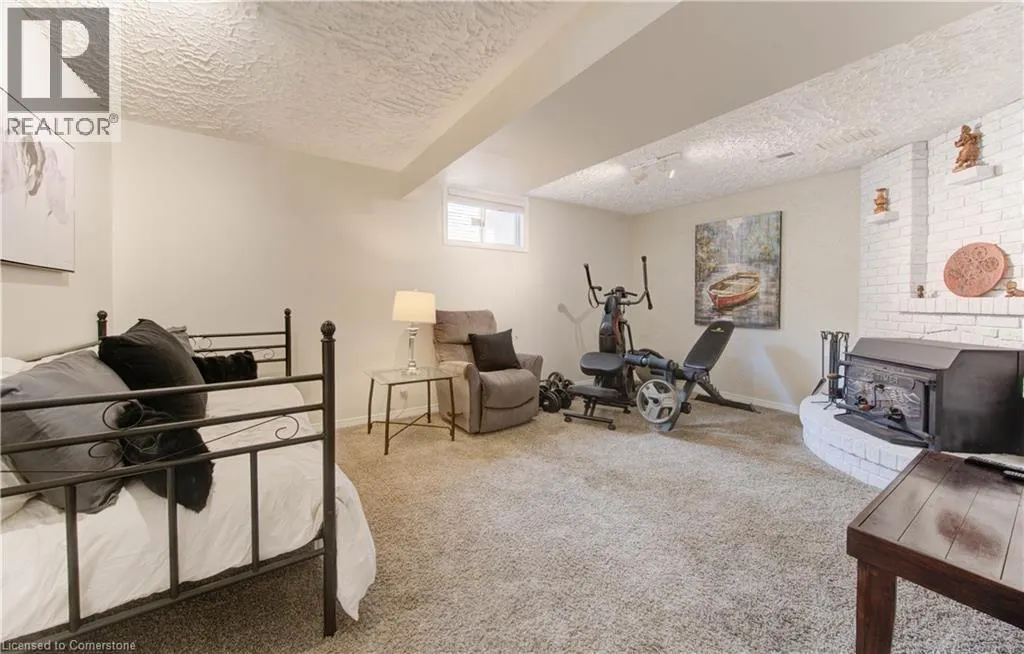 316 COUNTRY HILL Drive