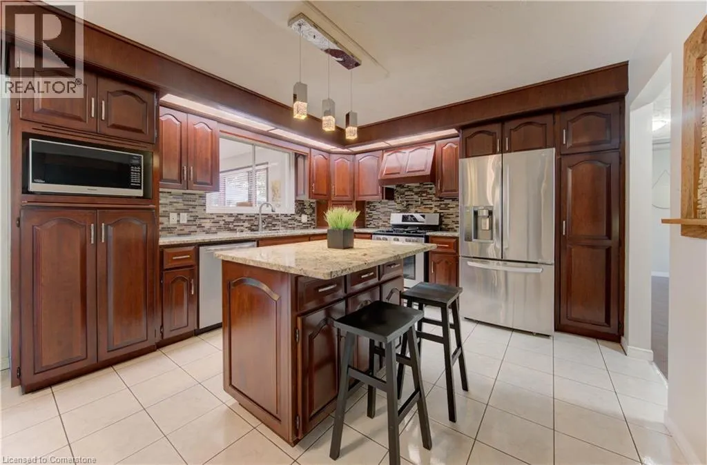316 COUNTRY HILL Drive