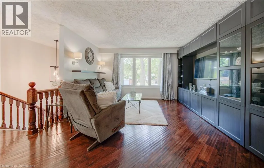 316 COUNTRY HILL Drive