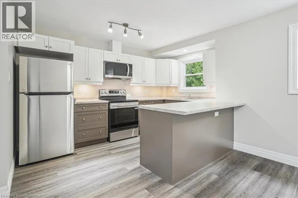 38 VIEWPOINT Avenue Unit# 2, #2