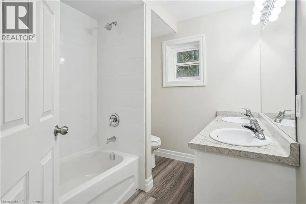 38 VIEWPOINT Avenue Unit# 2, #2