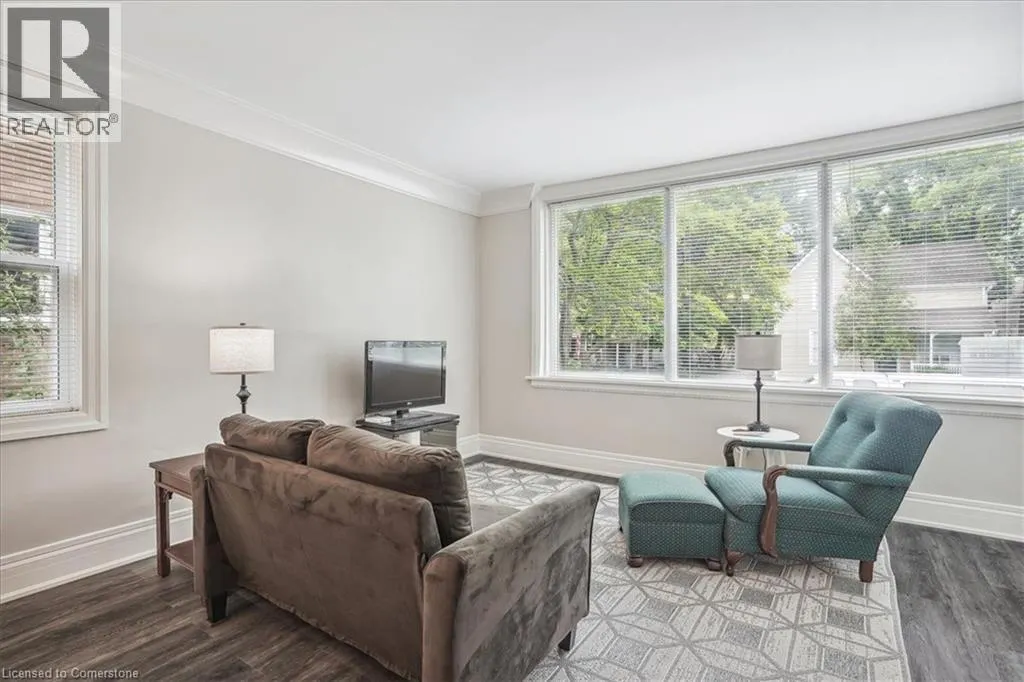 38 VIEWPOINT Avenue Unit# 1, #1