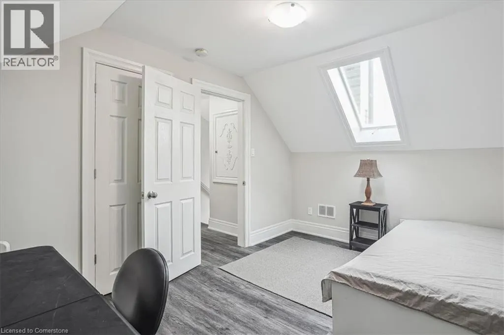 38 VIEWPOINT Avenue Unit# 1, #1