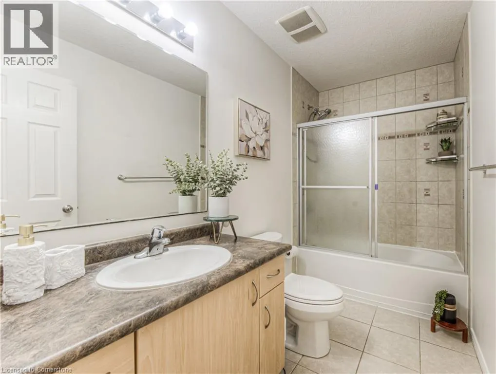 1332 COUNTRYSTONE Drive