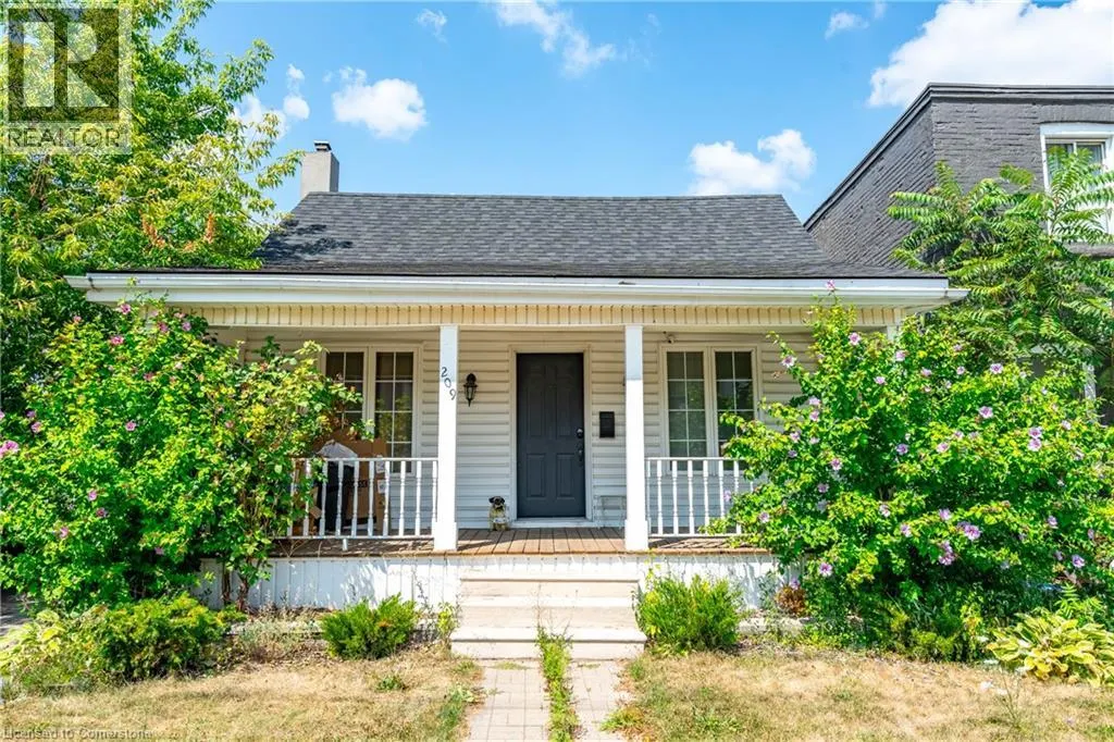 209 GIBSON Avenue