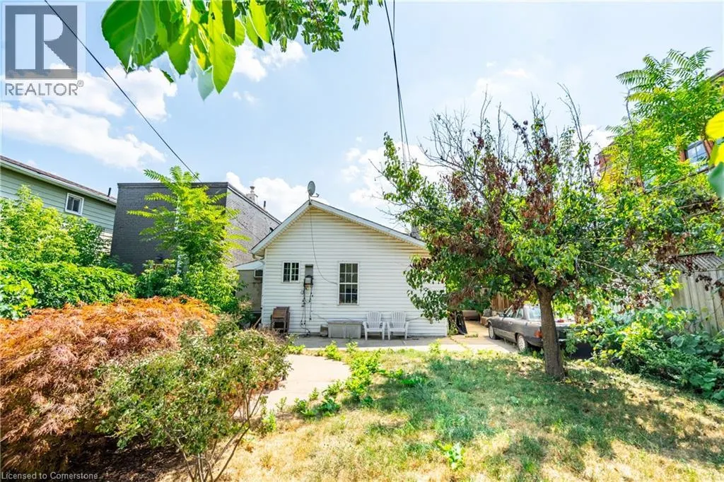 209 GIBSON Avenue