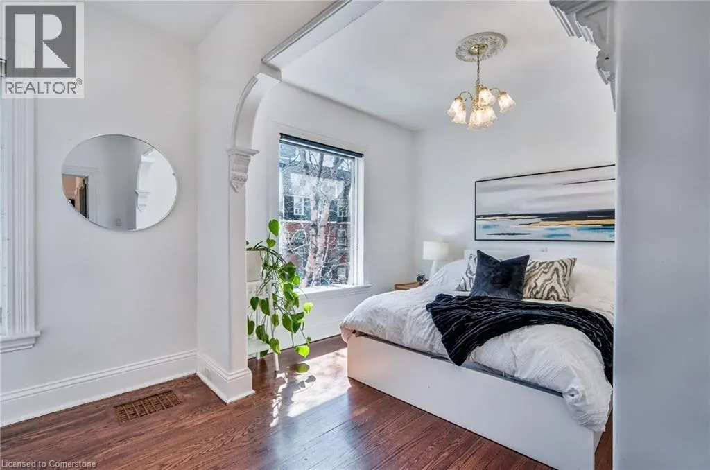 20 LOCKE Street S Unit# 1, #1