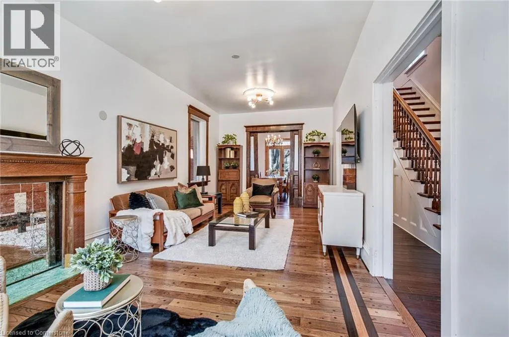 20 LOCKE Street S Unit# 1, #1
