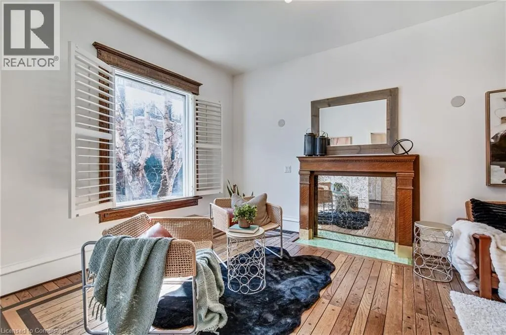 20 LOCKE Street S Unit# 1, #1