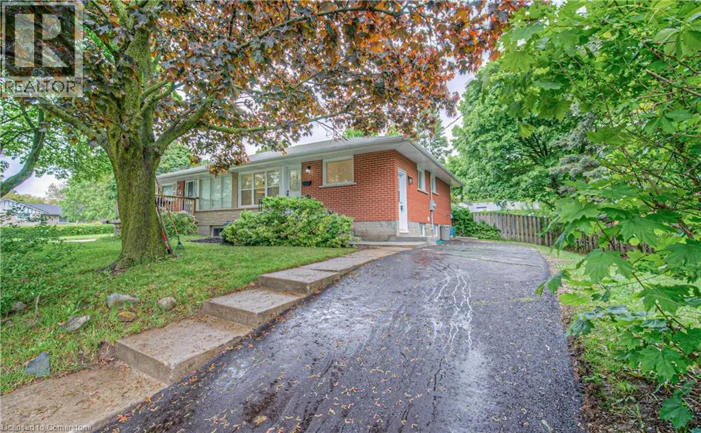 76 RAVINE Drive