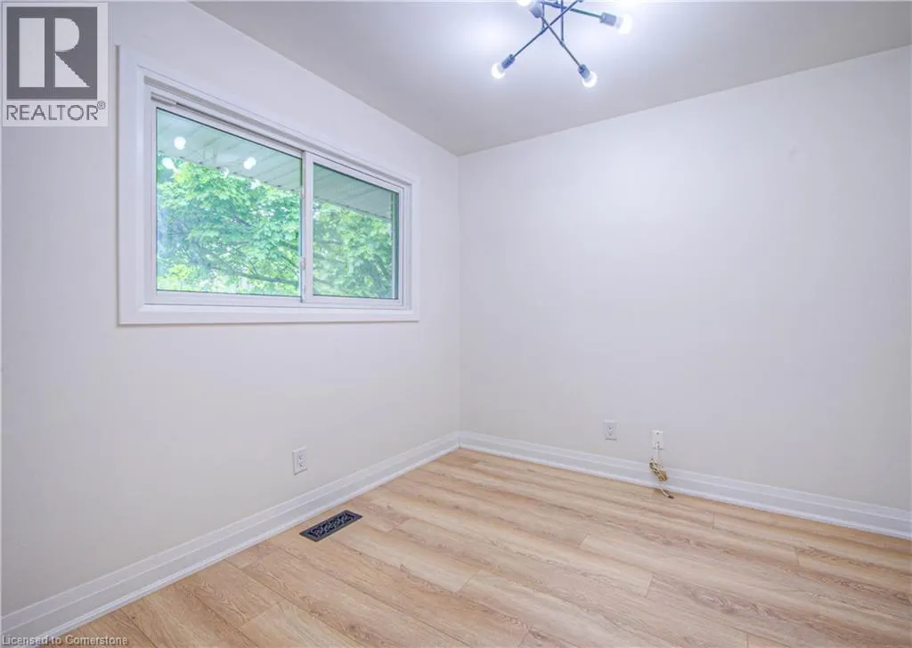 76 RAVINE Drive