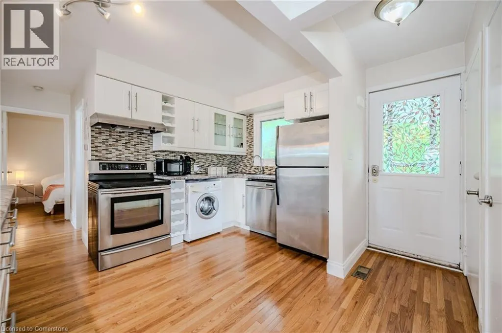 1385 OLGA Drive Unit# B, #B