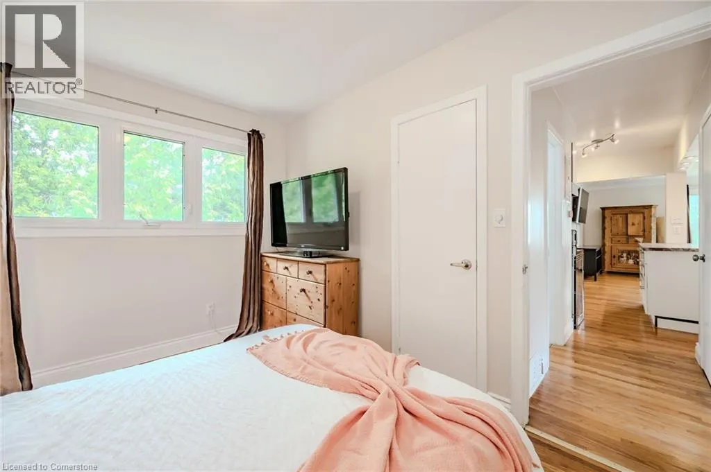 1385 OLGA Drive Unit# B, #B