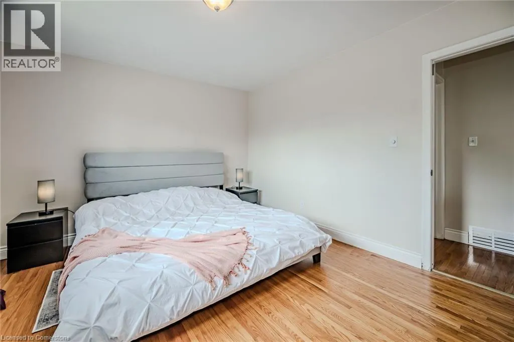 1385 OLGA Drive Unit# B, #B
