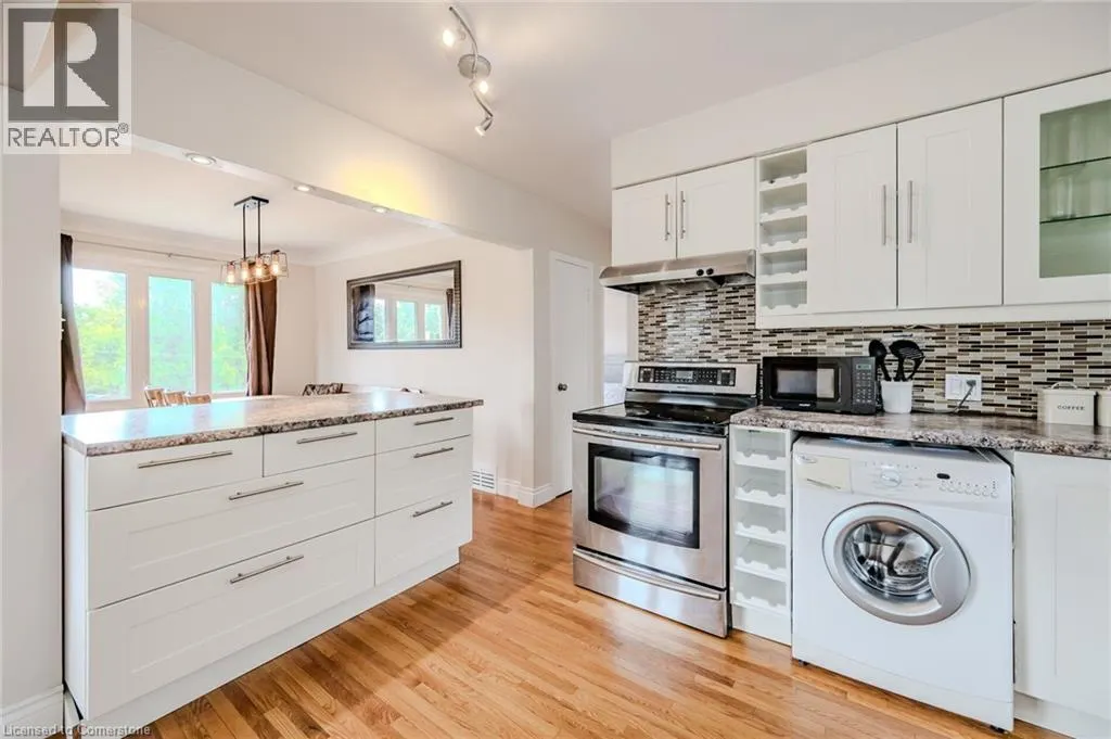 1385 OLGA Drive Unit# B, #B