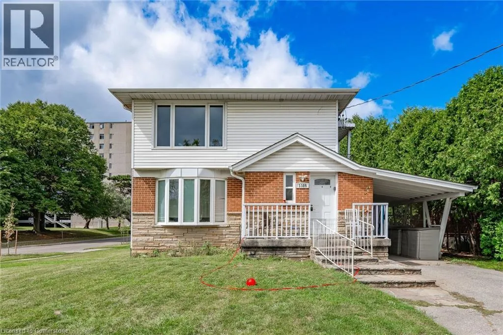 1385 OLGA Drive Unit# B, #B