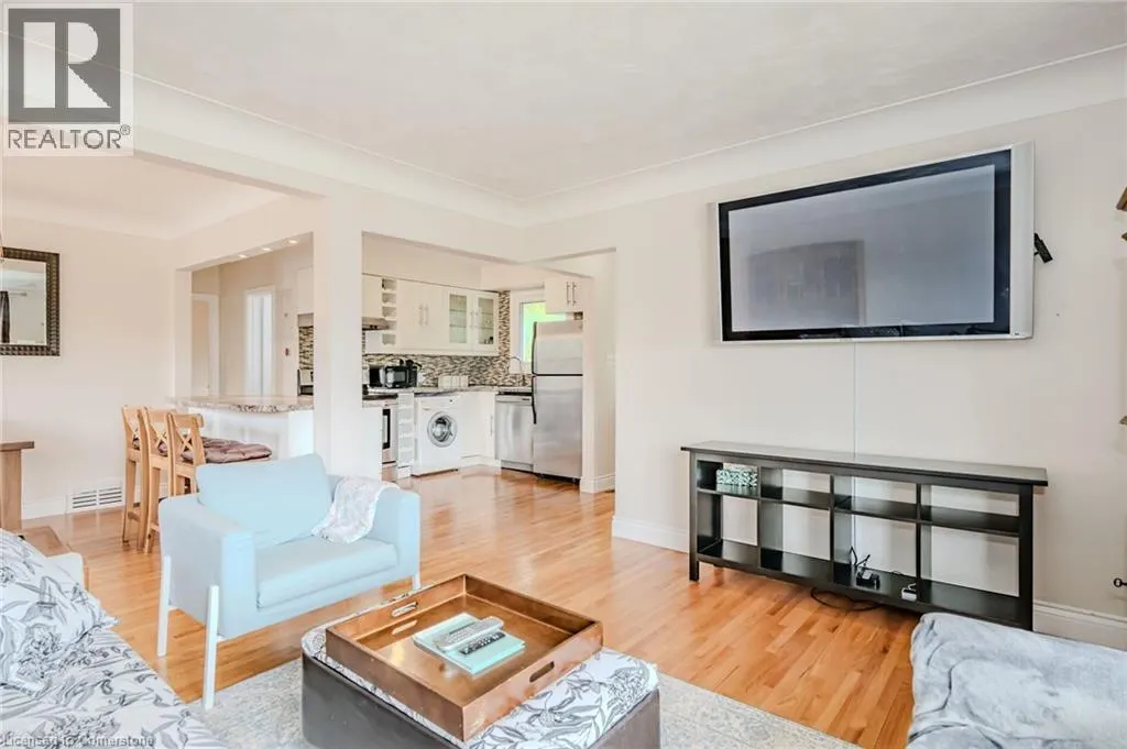 1385 OLGA Drive Unit# B, #B