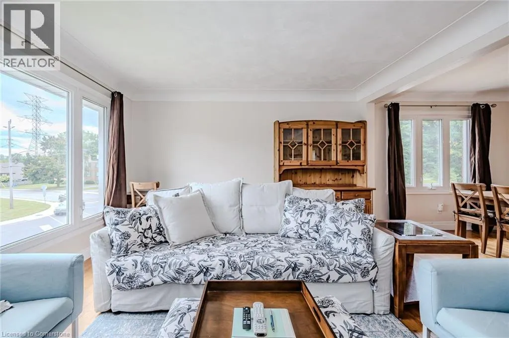1385 OLGA Drive Unit# B, #B