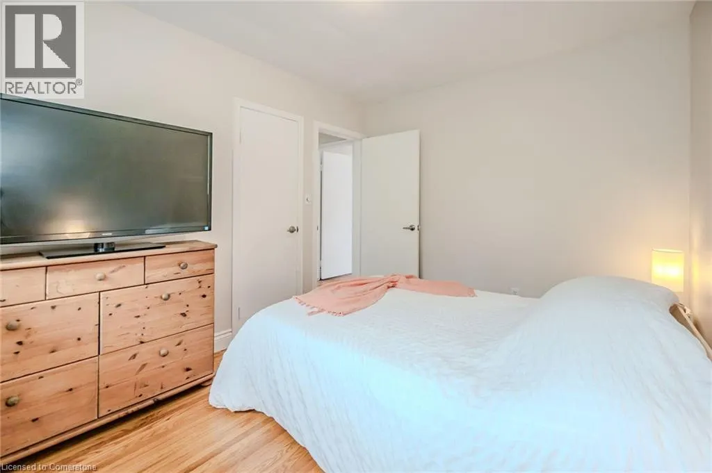 1385 OLGA Drive Unit# B, #B