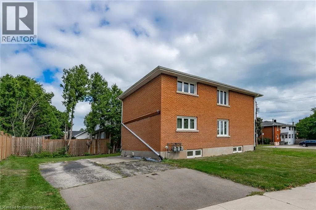 1385 OLGA Drive Unit# B, #B