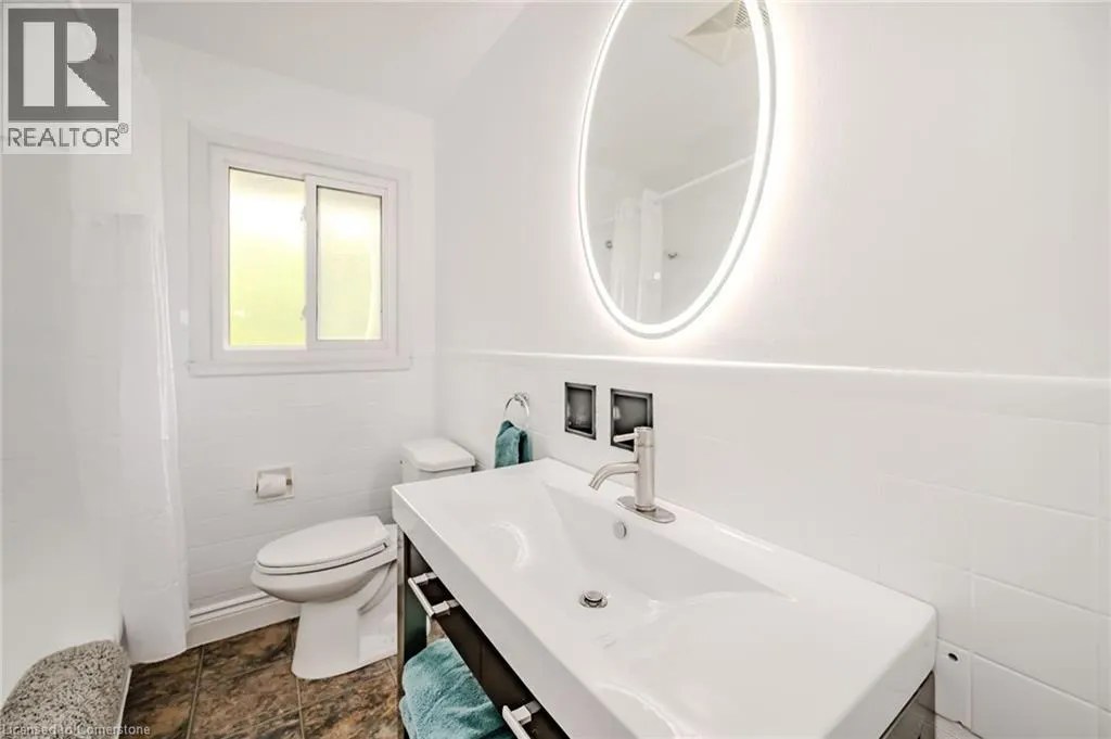 1385 OLGA Drive Unit# B, #B