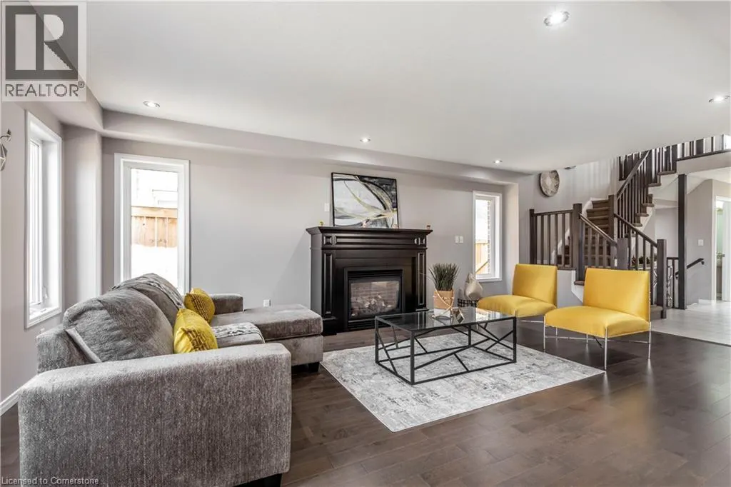508 NETHERWOOD Crescent
