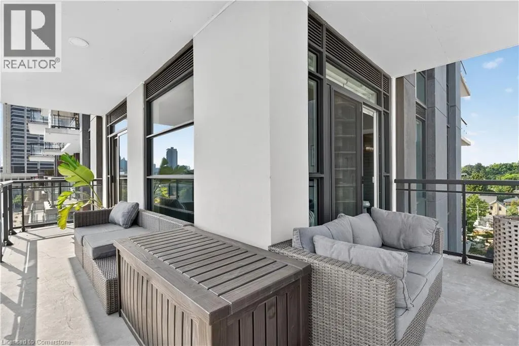 155 CAROLINE Street S Unit# 702, #702