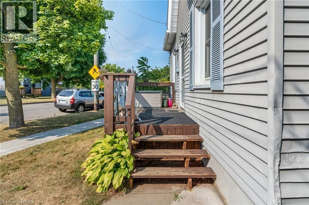 84 BRIGHTON Avenue