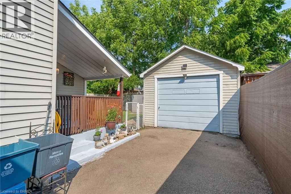 84 BRIGHTON Avenue