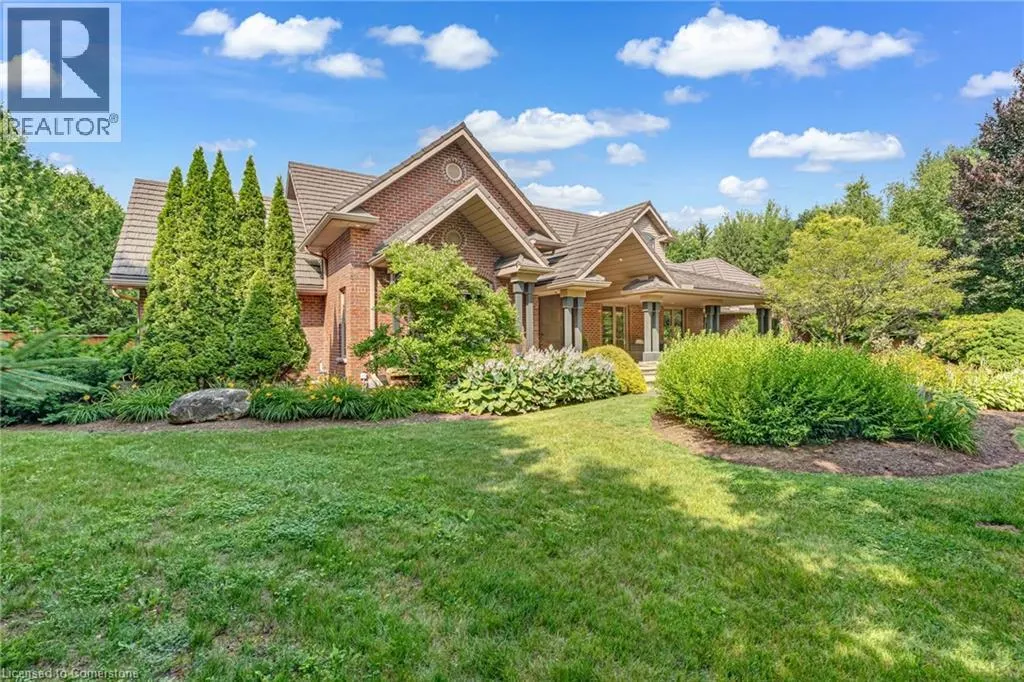 18 FOX RUN Drive