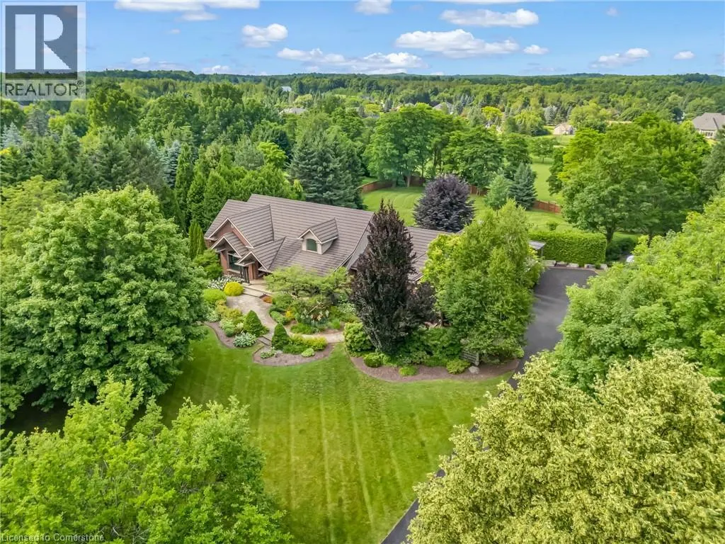 18 FOX RUN Drive