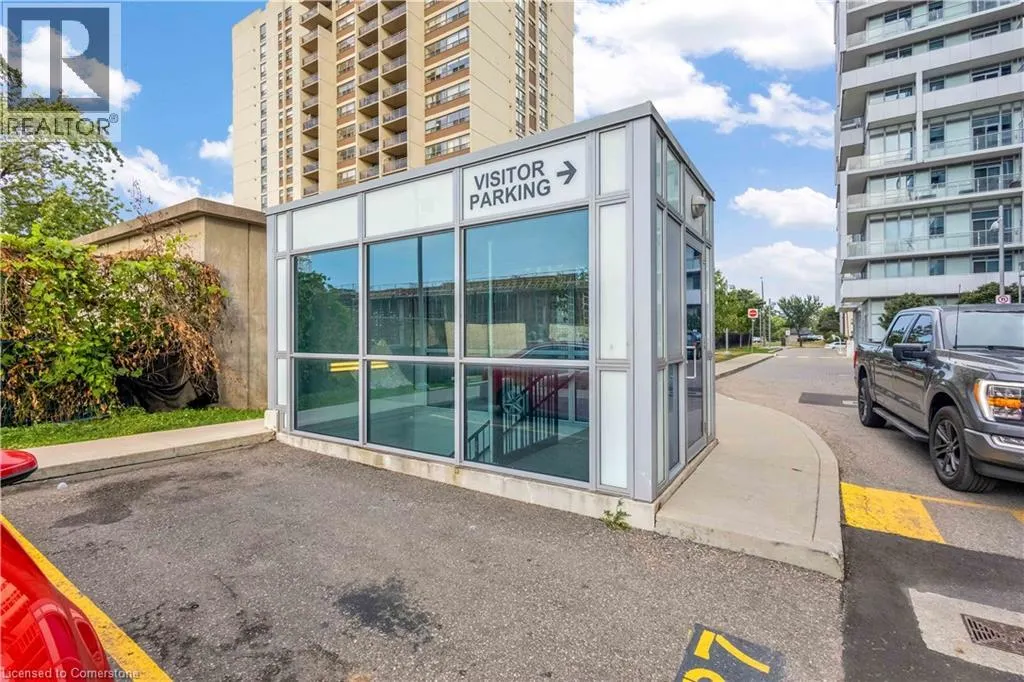 55 SPEERS Road Unit# LPH02, #LPH02
