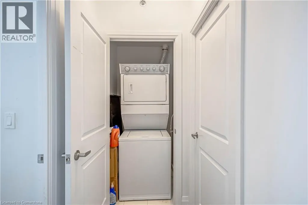 55 SPEERS Road Unit# LPH02, #LPH02