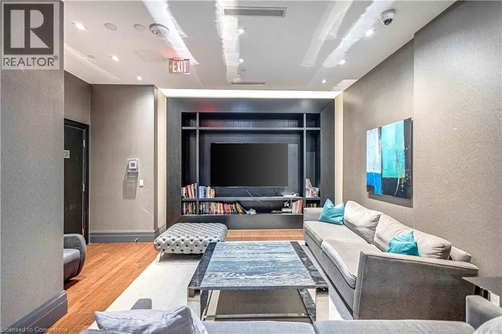55 SPEERS Road Unit# LPH02, #LPH02