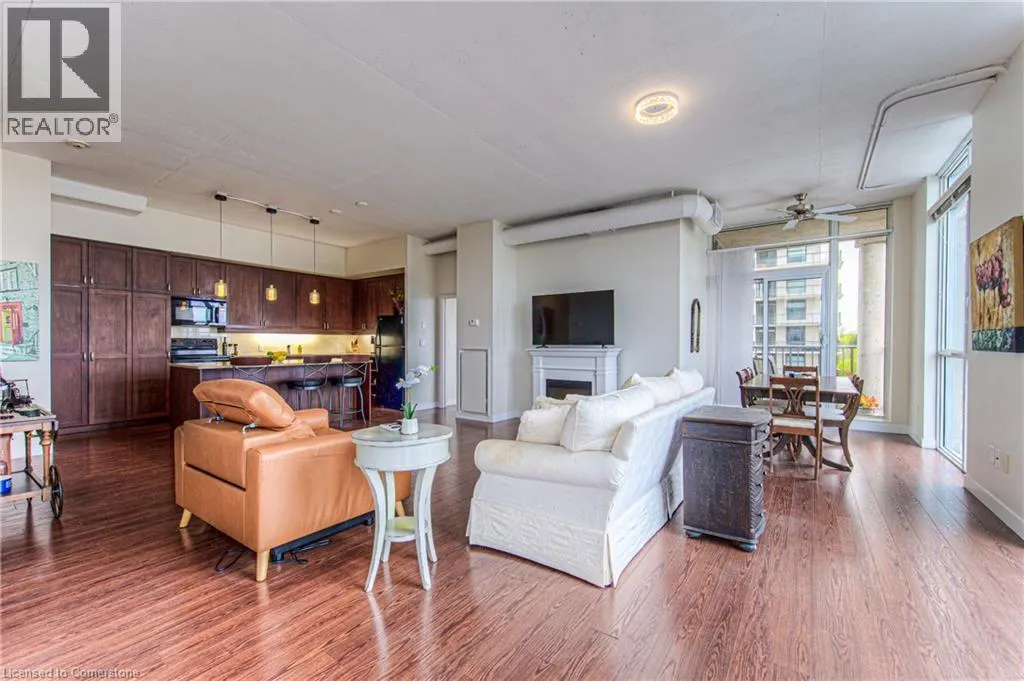 191 KING Street S Unit# 713, #713