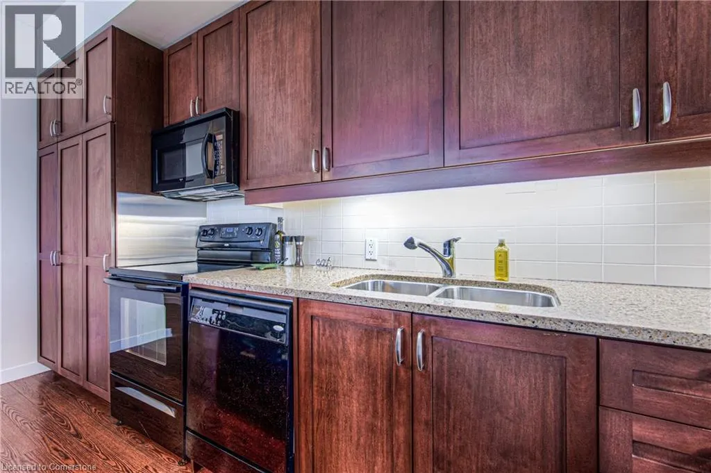 191 KING Street S Unit# 713, #713
