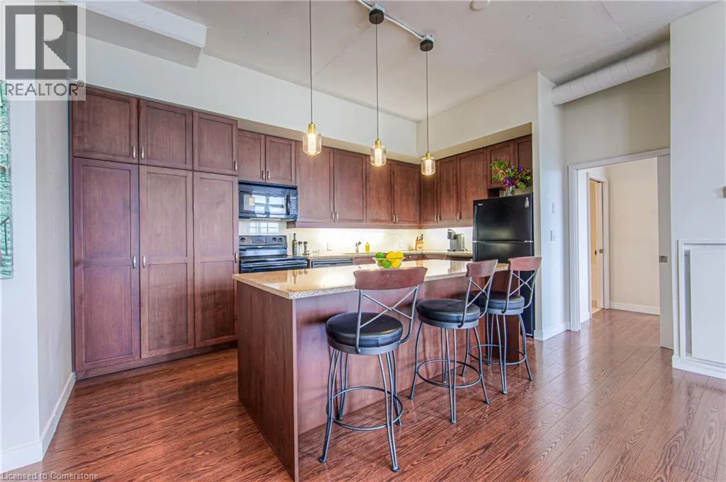 191 KING Street S Unit# 713, #713