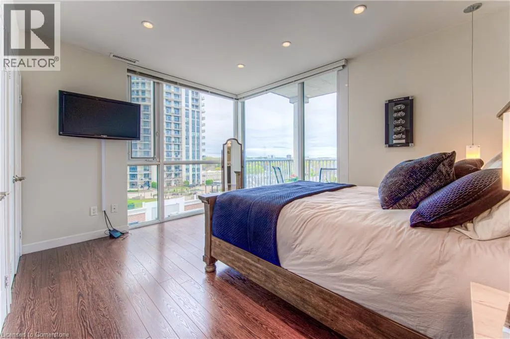 191 KING Street S Unit# 713, #713