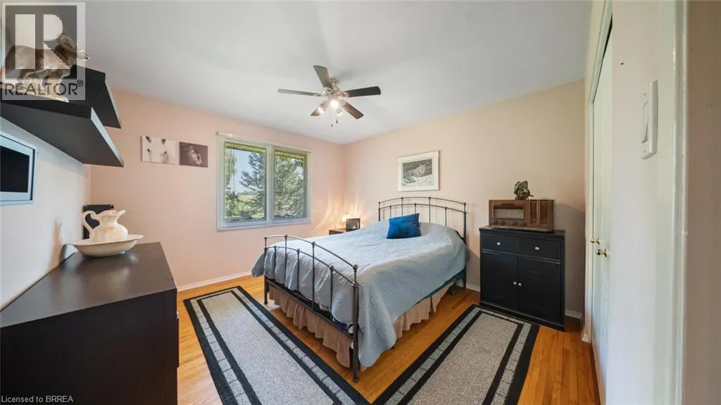 124 GOVERNOR'S Road E