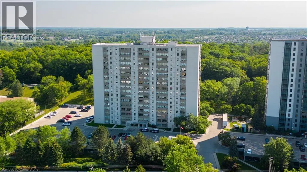 35 GREEN VALLEY Drive Unit# 211, #211